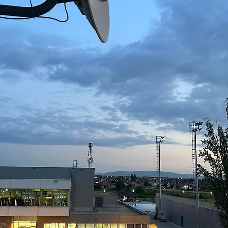 Hotel Cataleya Sabac Bagian luar foto