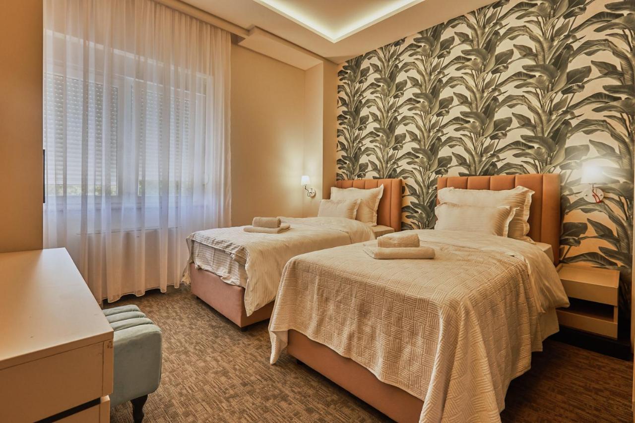 Hotel Cataleya Sabac Bagian luar foto