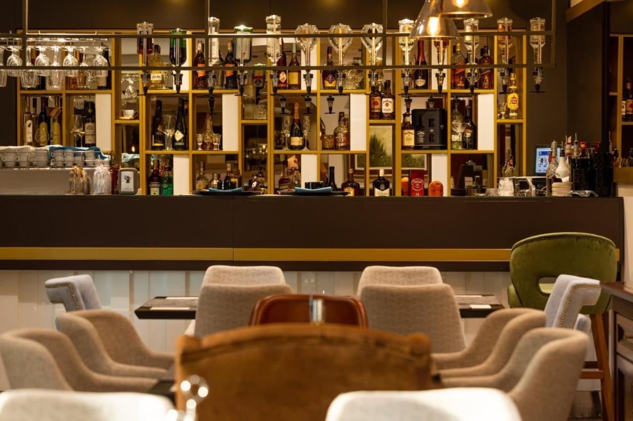 Hotel Cataleya Sabac Bagian luar foto