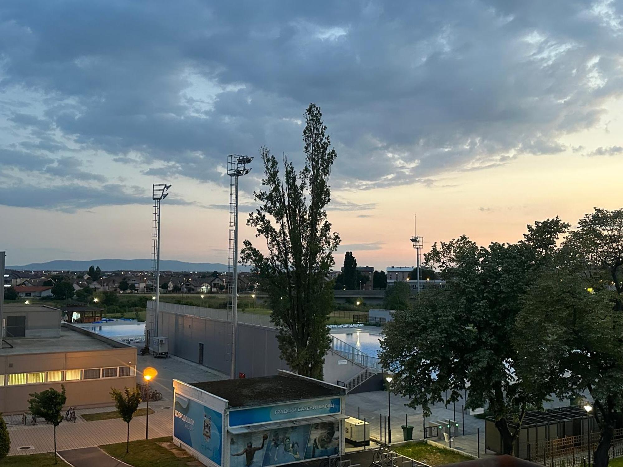 Hotel Cataleya Sabac Bagian luar foto