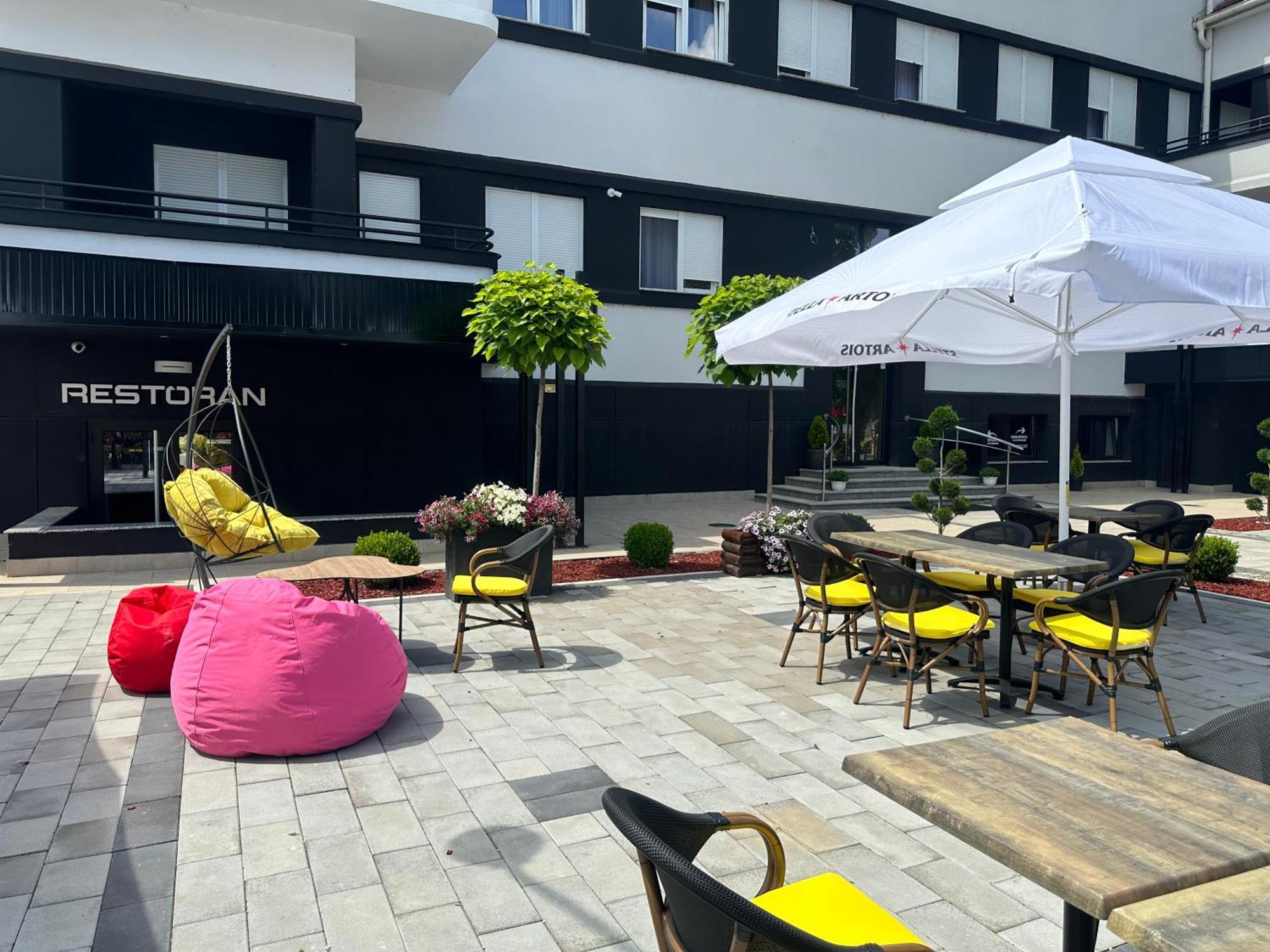Hotel Cataleya Sabac Bagian luar foto